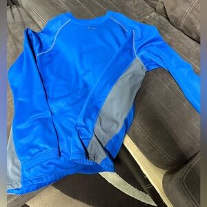 Oakley Sweatshirt Crewneck size 2xl blue & gray excellent condition